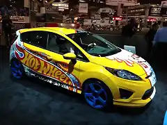 2012-team-hot-wheels-ford-fiesta-at-sema-2011_100368790_m