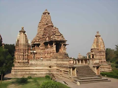 380 Jehangir temples Lakshmana de Khajuraho