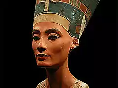398px-Nefertiti_30-01-2006