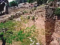 ruins-delphi-1