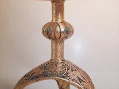candelabro, hacia 1200, taller de Silos. Museo de arte de Catalu?a. candelabro, hacia 1200, taller de Silos. Museo de arte de Catalu?a.