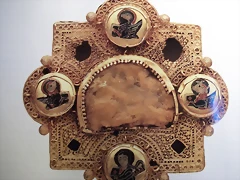 broche tetralobulado, siglo XI broche tetralobulado, siglo XI