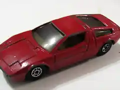 109 Maserati Bora rojo