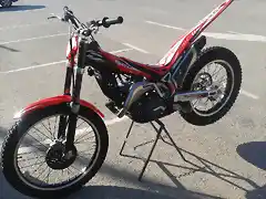 moto lado izq beta 12