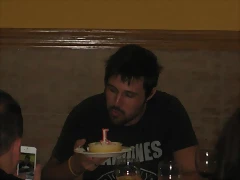 Hugo en cena antes del bolo 11 Hugo en cena antes del bolo 11