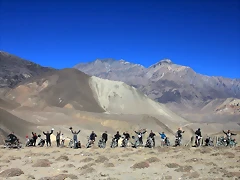nepal-annapurna-moto-royal-enfield-himalayan-03 nepal-annapurna-moto-royal-enfield-himalayan-03
