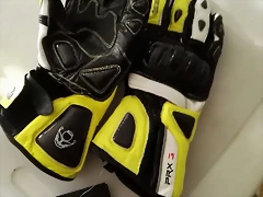 Mis guantes PRX3 03