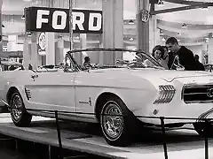 1963_Ford_Mustang-II_Prototype_06