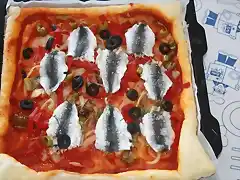 Coca de sardinas