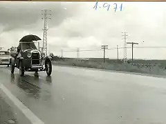 Jenobeva bajo la lluvia