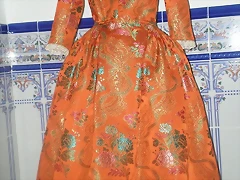 TRAJE
