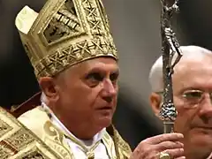 papa_Benedicto_XVI_grande