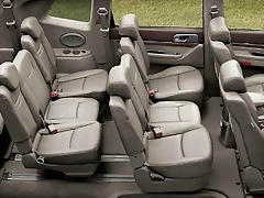 Ssangyong-Rodius-interior