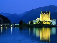 Eilean Donan Castle, Loch Duich, Scotland Eilean Donan Castle, Loch Duich, Scotland