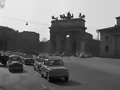 Mailand -  Piazza Sempione vor dem Arco della Pace