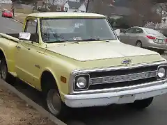 800px-Chevrolet_C-10_pickup