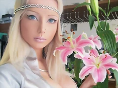 valeria-lukyanova-capich-3-800x1018 valeria-lukyanova-capich-3-800x1018