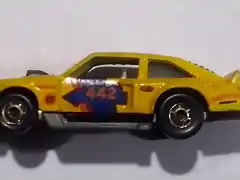 Flat Out 442 HOT WHEELS (1)