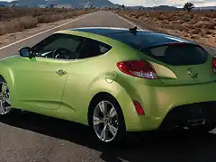 02-2012-hyundai-veloster630-2