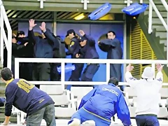 rosario-central-descenso-disturbios-hinchada-policia rosario-central-descenso-disturbios-hinchada-policia