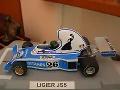 01 LIGIER JS5