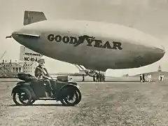 blimp Baby-Blimp1