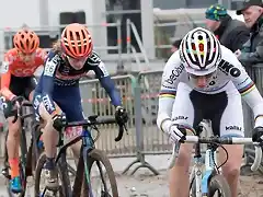 Screenshot_2019-03-03 Puck Pieterse?? en Instagram ?Superprestige Hoogstraten?? #cyclocross?