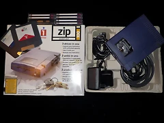 IOMEGA ZIP100 + 10 CARTUCHOS 100MB IOMEGA ZIP100 + 10 CARTUCHOS 100MB