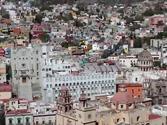 la universidad y la basilica vista desde el pipila