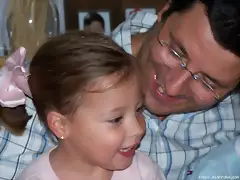 PAULA CON SU PAPA