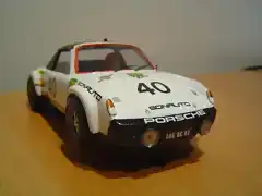 914 b