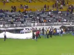 Dorados recibiendo el trofeo de 80 aos de Grupo Modelo