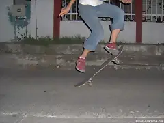 fue un intento de ollie al parecr xD