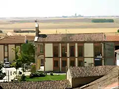 El ayuntamiento desde la iglesia