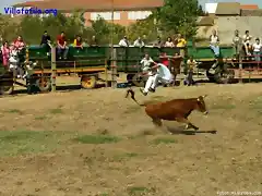 Saltando la vaquilla