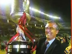 Manzano, tarde o temprano, callars bocas