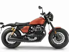 Moto-Guzzi-V9-Bobber-Sport-5