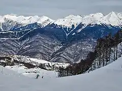 24656701-pista-de-esqua-ola-mpico-de-rosa-khutor-sochi-rusia