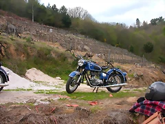BMW R 27 via