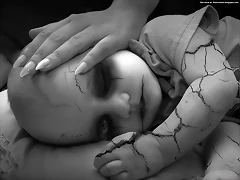 brittle_skin_baby ( gothicwallz.blogspot.com)