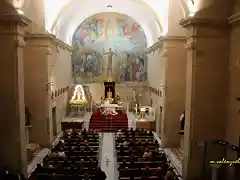 01, en la iglesia, marca