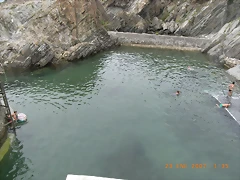 R0011173 R0011173