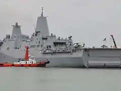 USS New Orleans en Manila el 24 de marzo de 2014