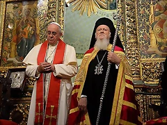 estambul_papa_patriarca_posan estambul_papa_patriarca_posan