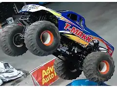 2005 49 Tmaxx real2