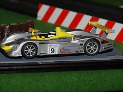 AUDI R8 N-¦ 9 LEMANS 2000_532x356 AUDI R8 N-¦ 9 LEMANS 2000_532x356