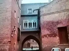 Zaragoza Arco y Casa del De?n
