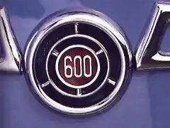 el escudo el seat 600