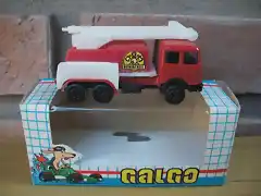 fiat 619 chico hidrogrua Bomberos rojo en caja