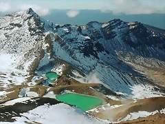 Emerald Lakes, Mount Tongariro, North Island, New Zealand Emerald Lakes, Mount Tongariro, North Island, New Zealand